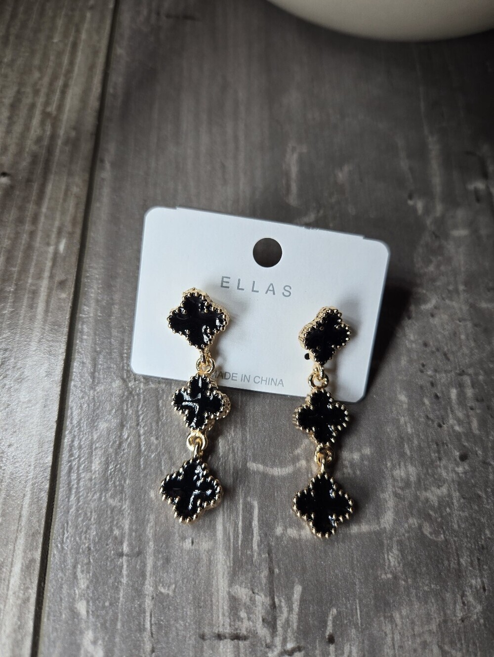 NWT ELLAS Black and Gold Clover Drop Earrings - Picture 11 of 16